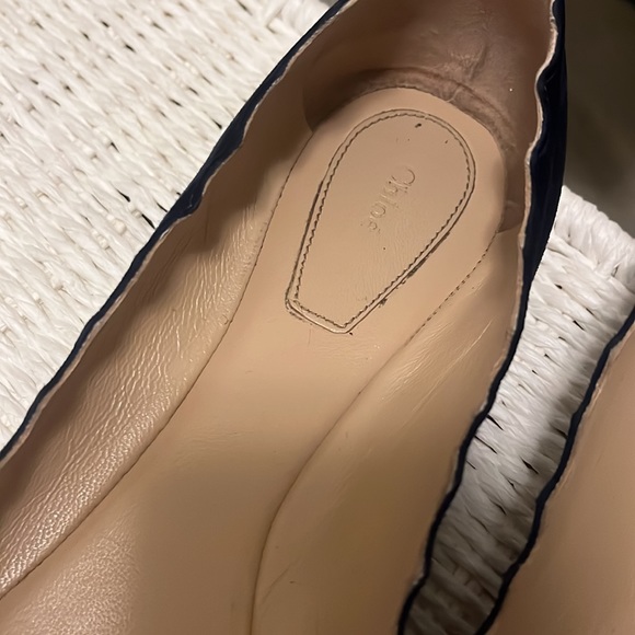 Chloe Scalloped Flats Size 38 - Picture 2 of 5